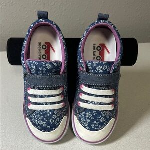 See Kai Run Navy Floral Slip-On Sneakers with Pink Trim